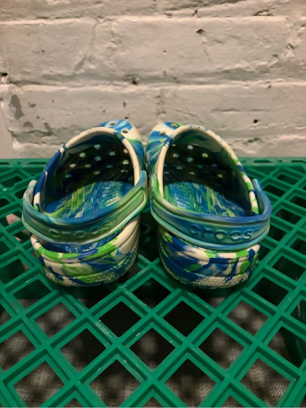 Crocs Classic Clog Kids Blue Green White Marbled Tie Dye